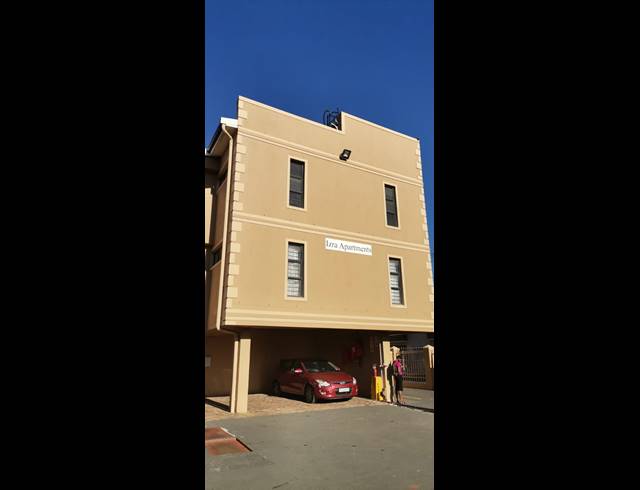 2 BEDROOM APARTMENT RENTED IN TOWNSEND ESTATE